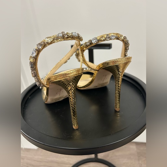 Jaycin Metallic Embossed Jewel Embellished Asymmetrical Dress Sandals NWT  Size7